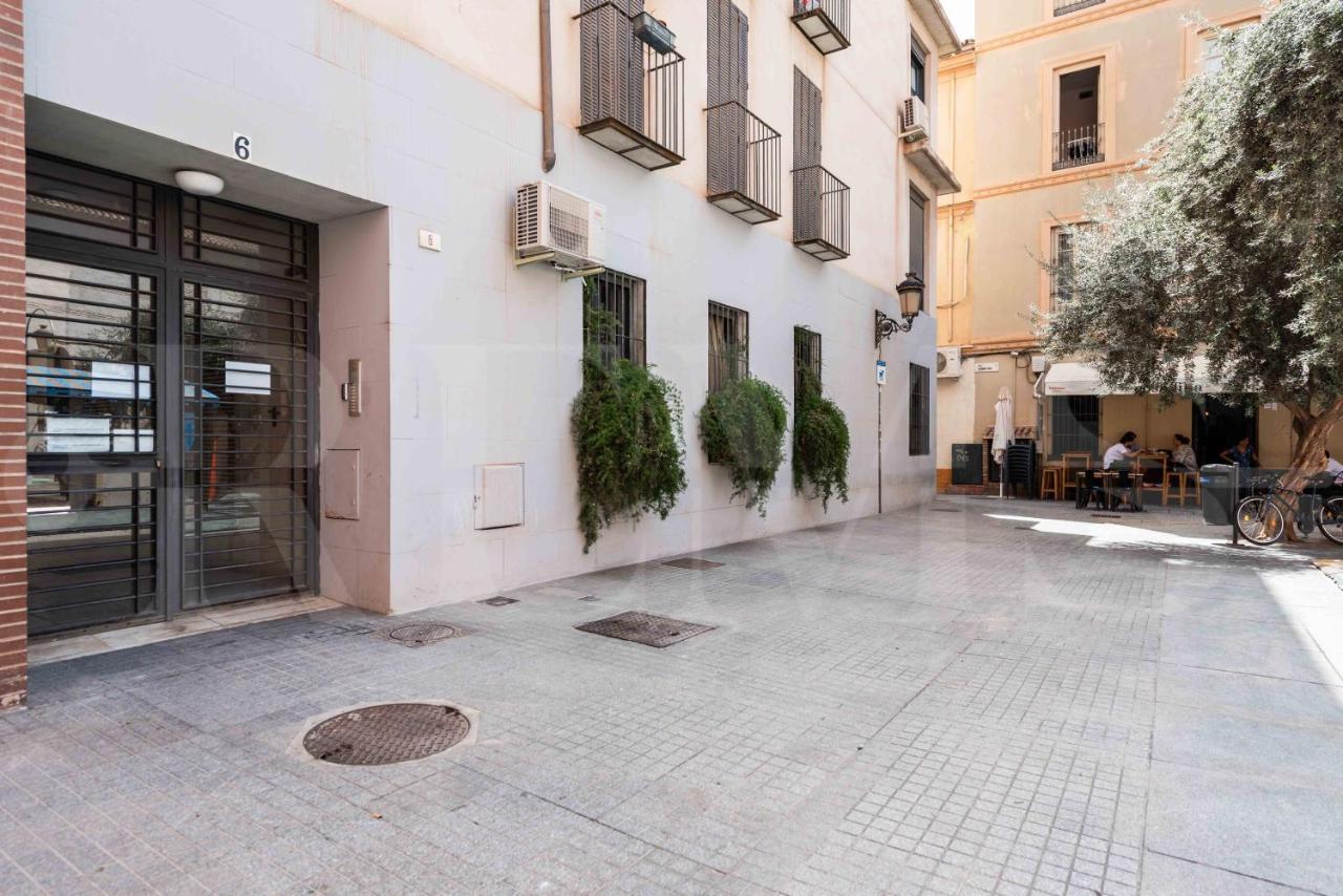 Inviting Apartment In The Heart Of Malaga By Rems ภายนอก รูปภาพ