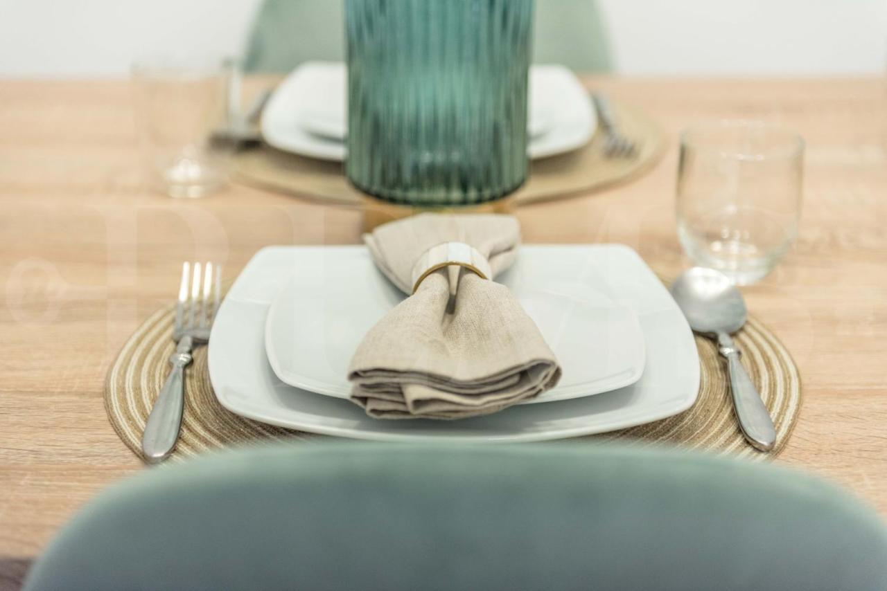 Inviting Apartment In The Heart Of Malaga By Rems ภายนอก รูปภาพ