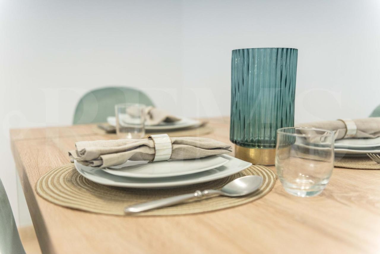 Inviting Apartment In The Heart Of Malaga By Rems ภายนอก รูปภาพ